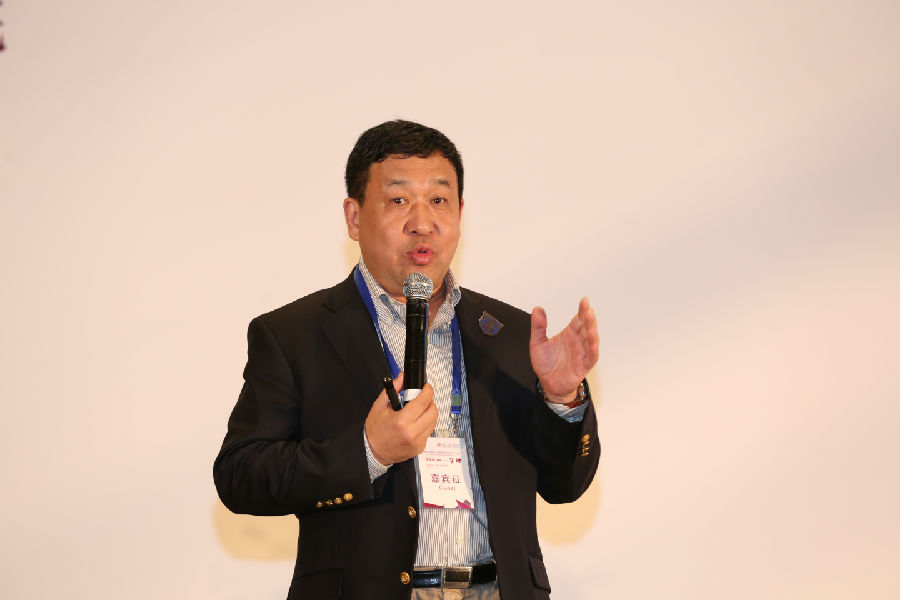 刘秉镰演讲.JPG